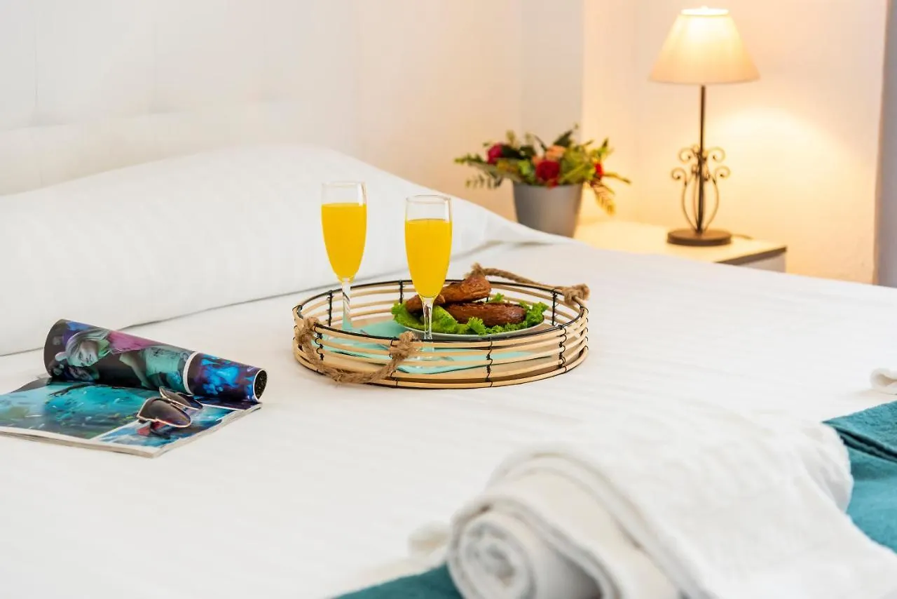 1314 Fabulous 2 Bedroom Accommodation Roof Terrace Callao Salvaje 0*,  Spanien